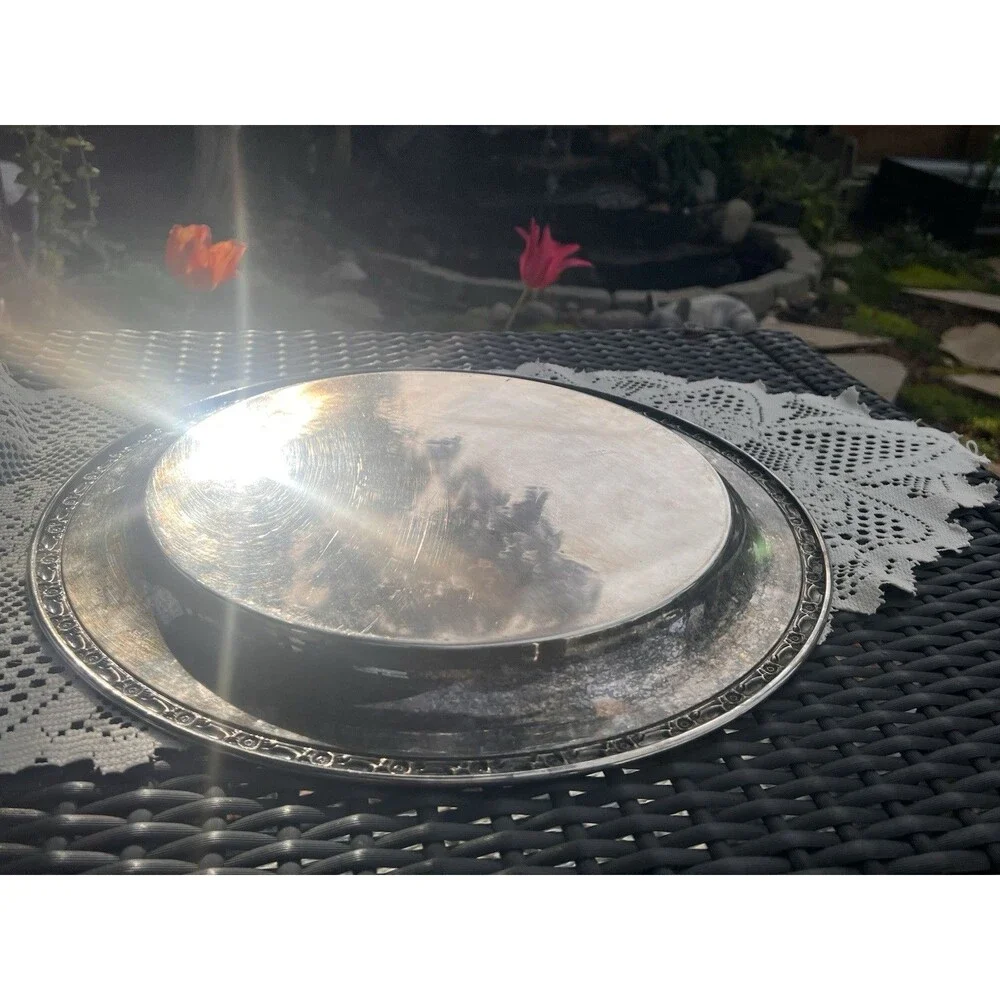 Vintage Oneida Silversmiths 15 Inch Round Serving Tray Platter Silverplated